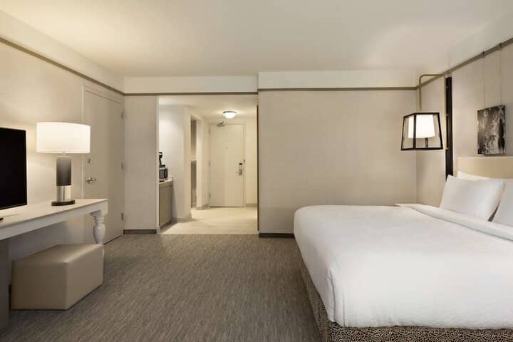 Room 9 of 41