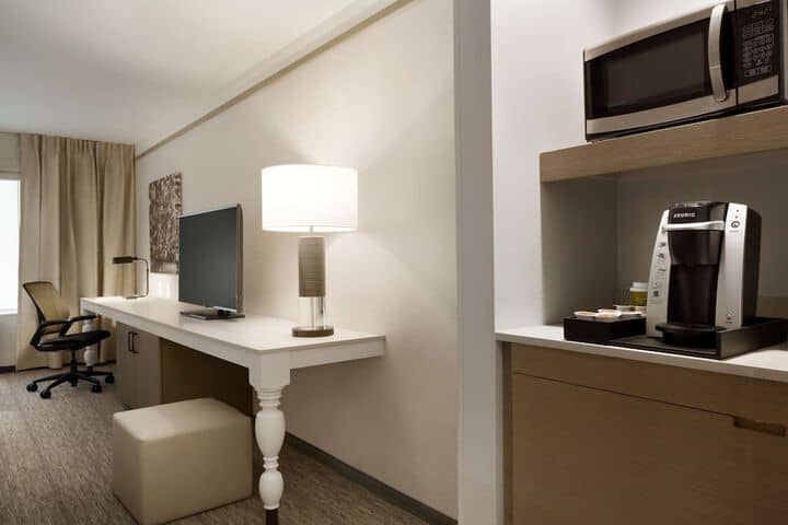 Room 8 of 41