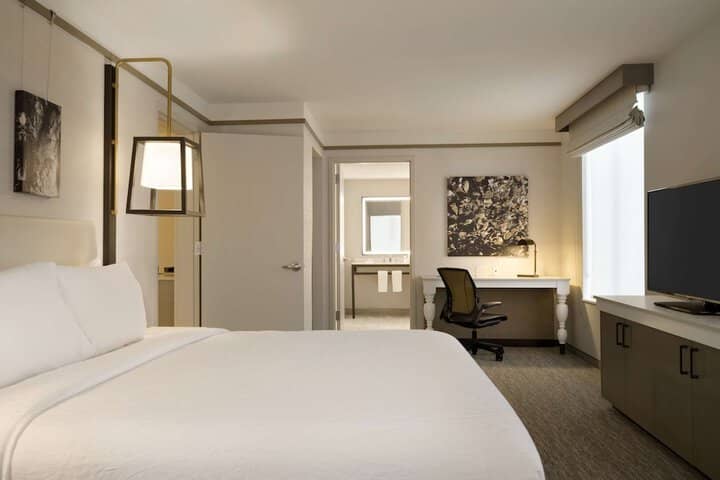 Room 12 of 41