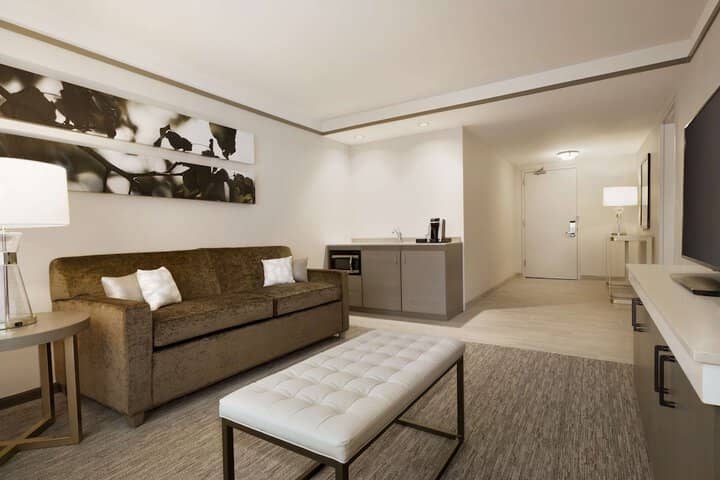 Room 21 of 41