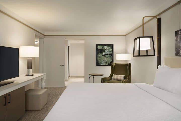 Room 7 of 41